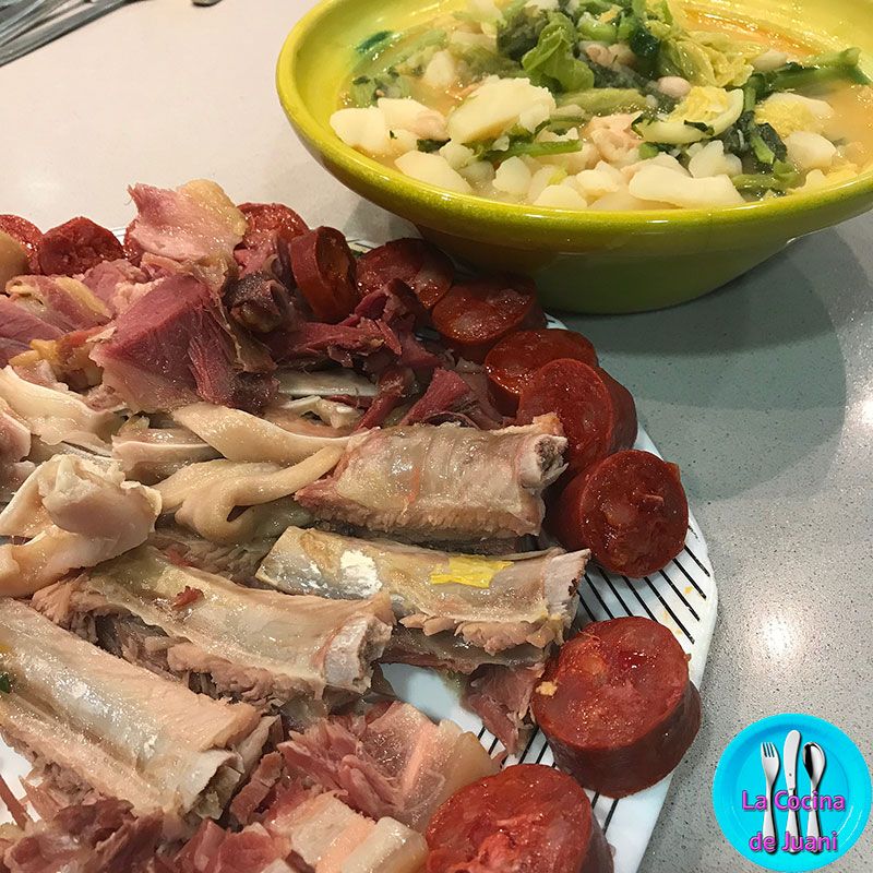 Caldo gallego