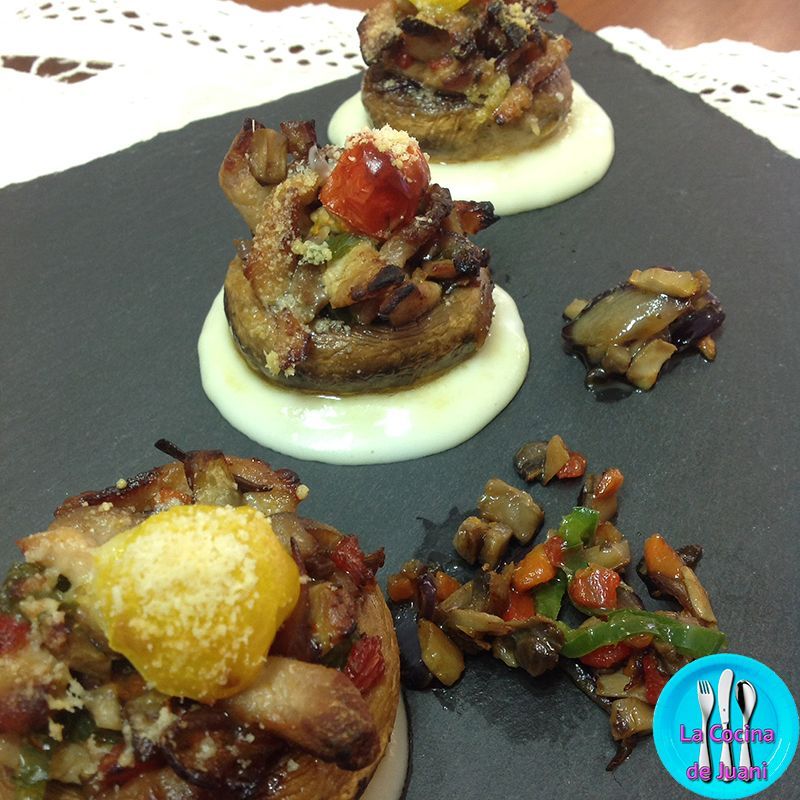 Champiñones rellenos de carne