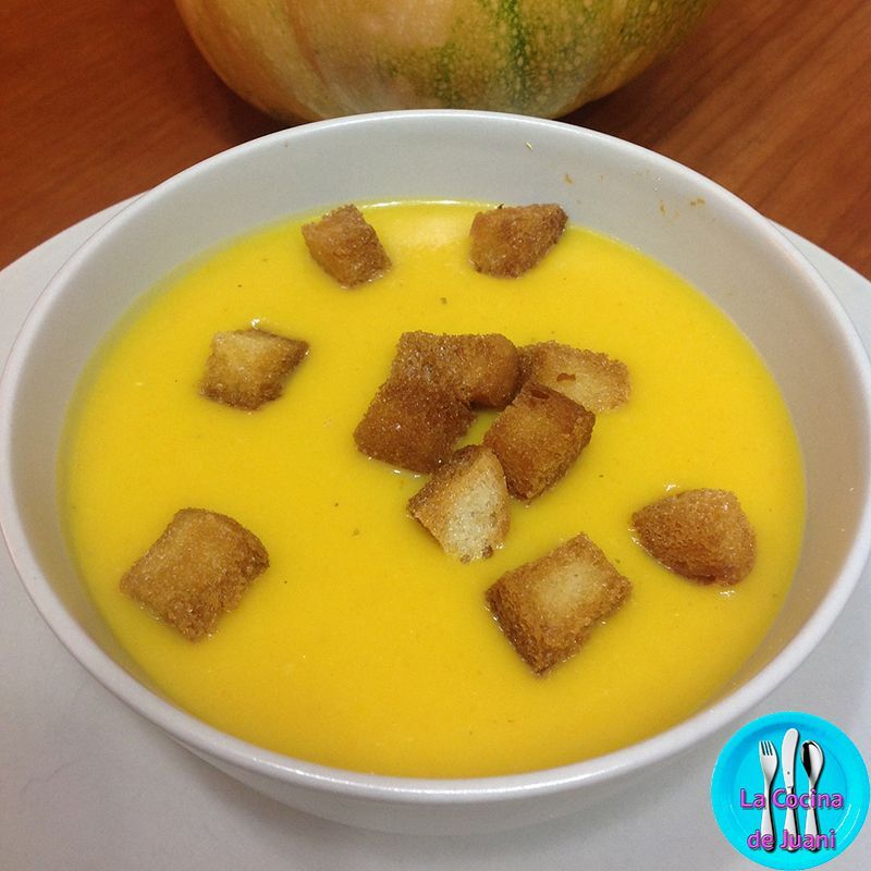 Crema de calabaza con picatostes