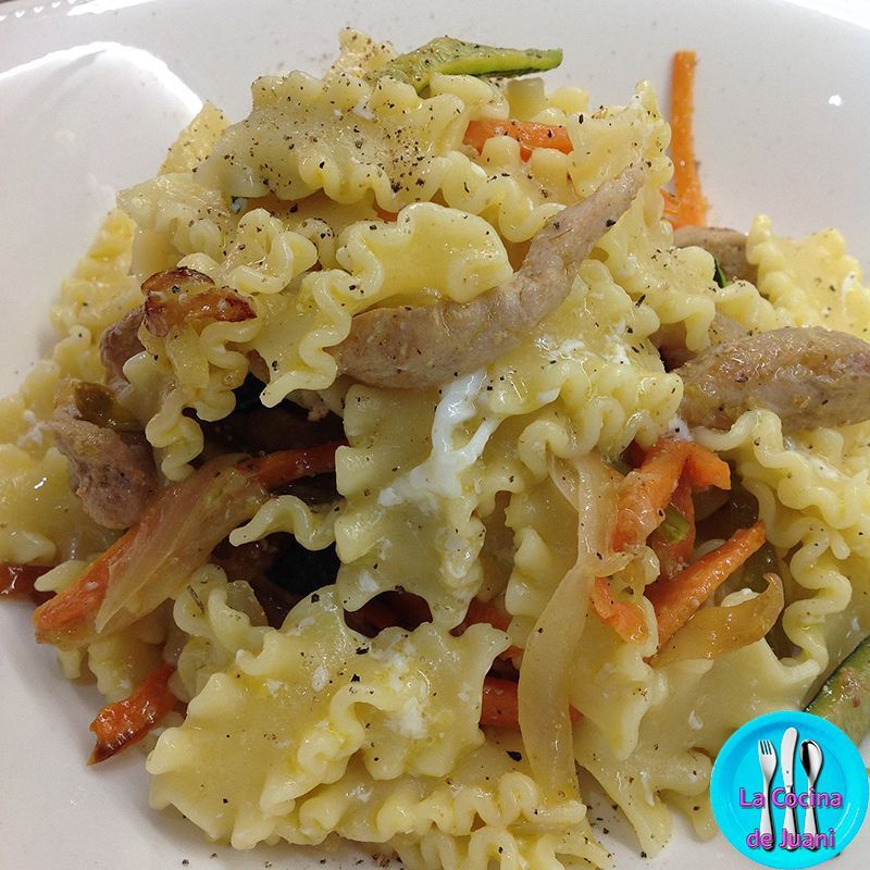 Mafalda Corta con carne y verduras