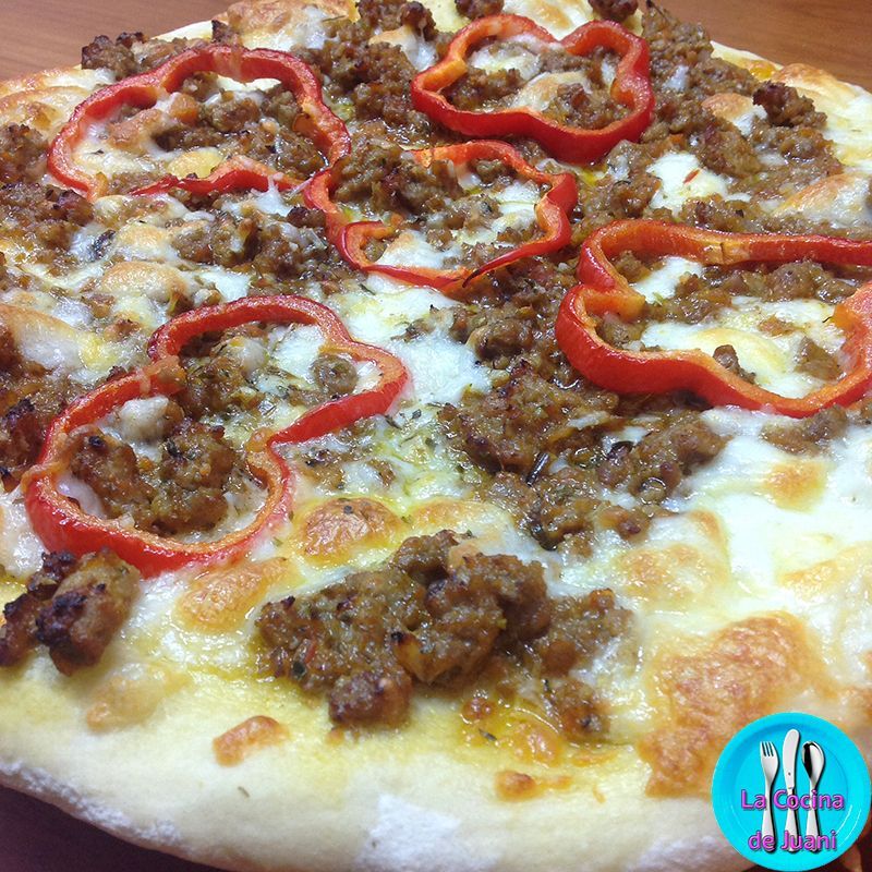 Pizza boloñesa
