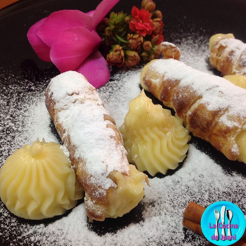 Canutillos de crema