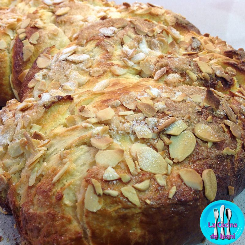 Brazo con castañas y almendras