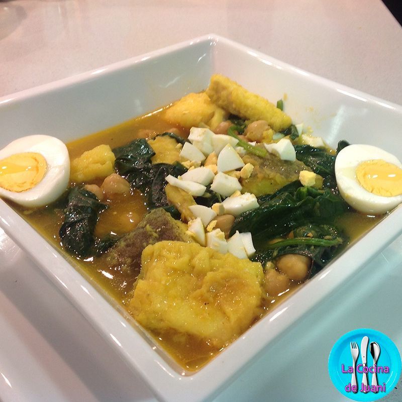 Potaje de garbanzos con bacalao