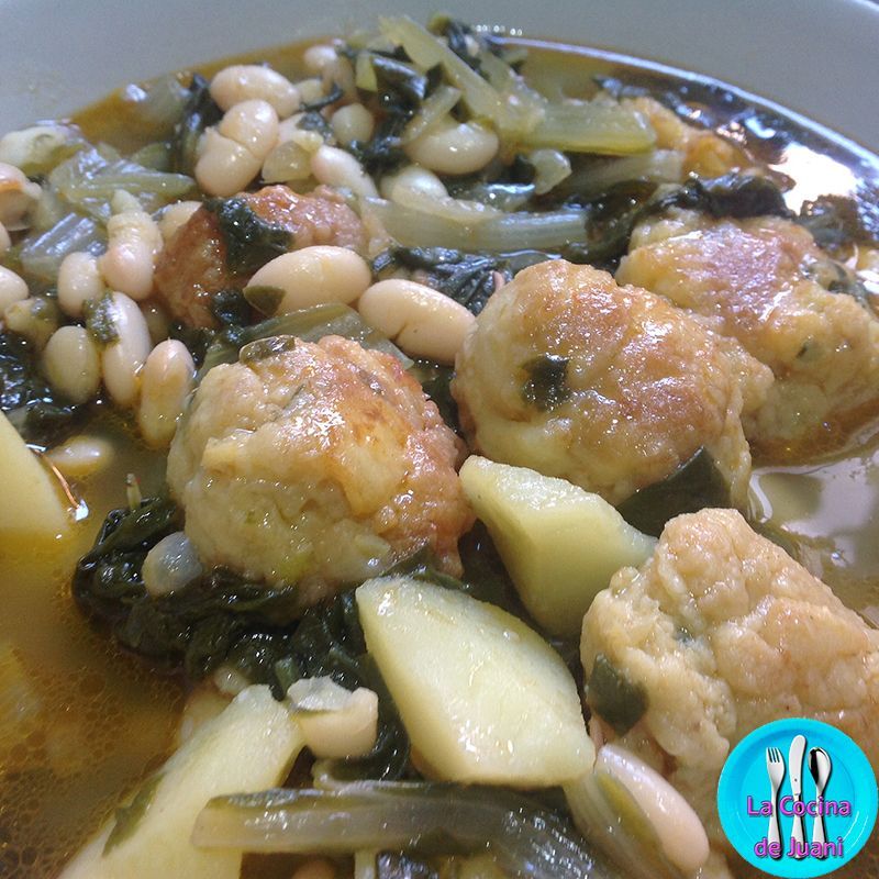 Potaje de judias, acelgas y albóndigas de bacalao
