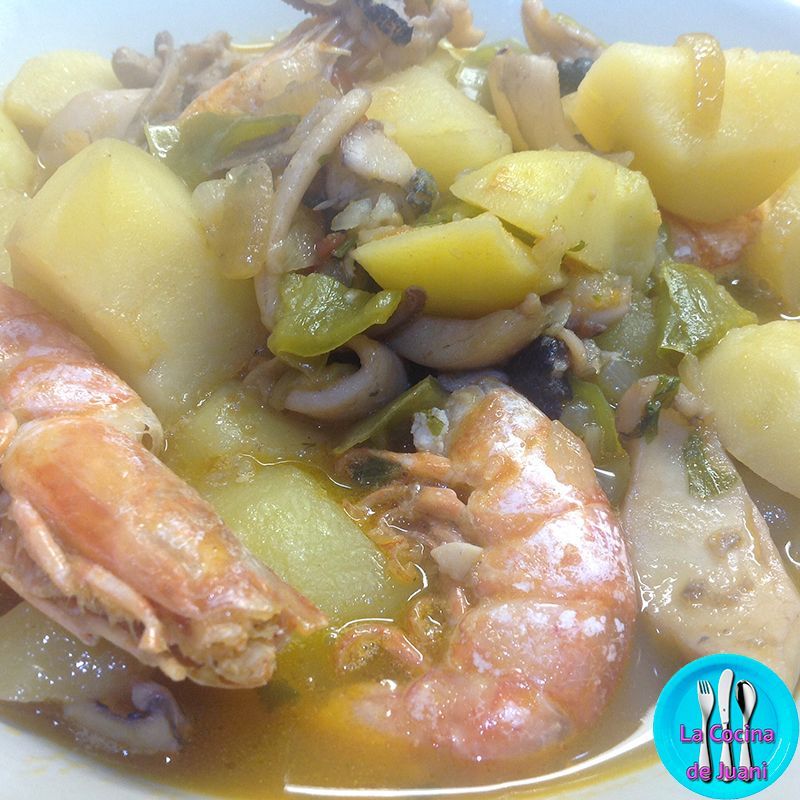 Guiso de sepia con langostinos