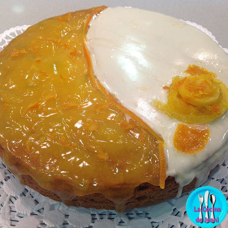 Bizcocho con crema de naranja glaseado