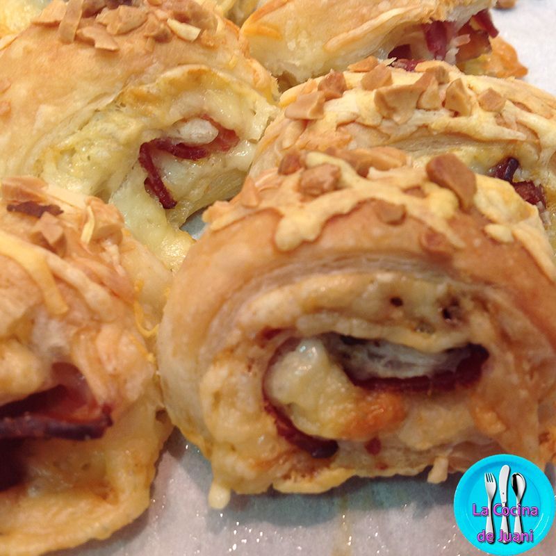 Hojaldritos de beicon y queso