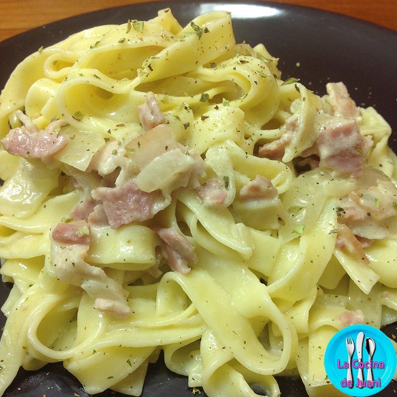 Fettuccine a la carbonara