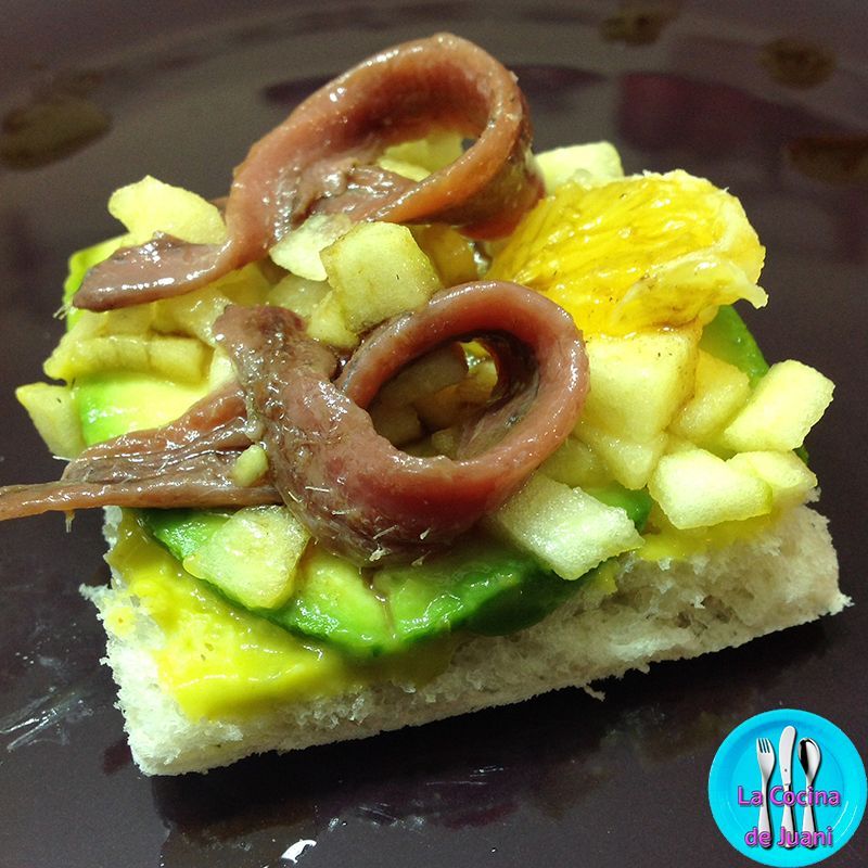 Canapé de anchoas
