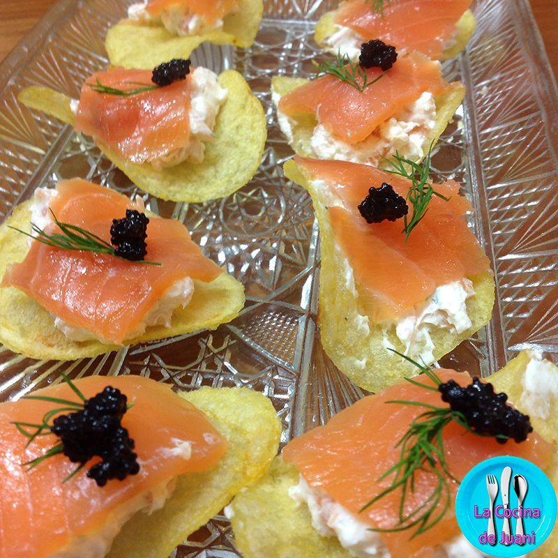 Canapé de patata y salmón