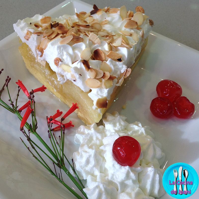 Pastel de manzanas merengadas