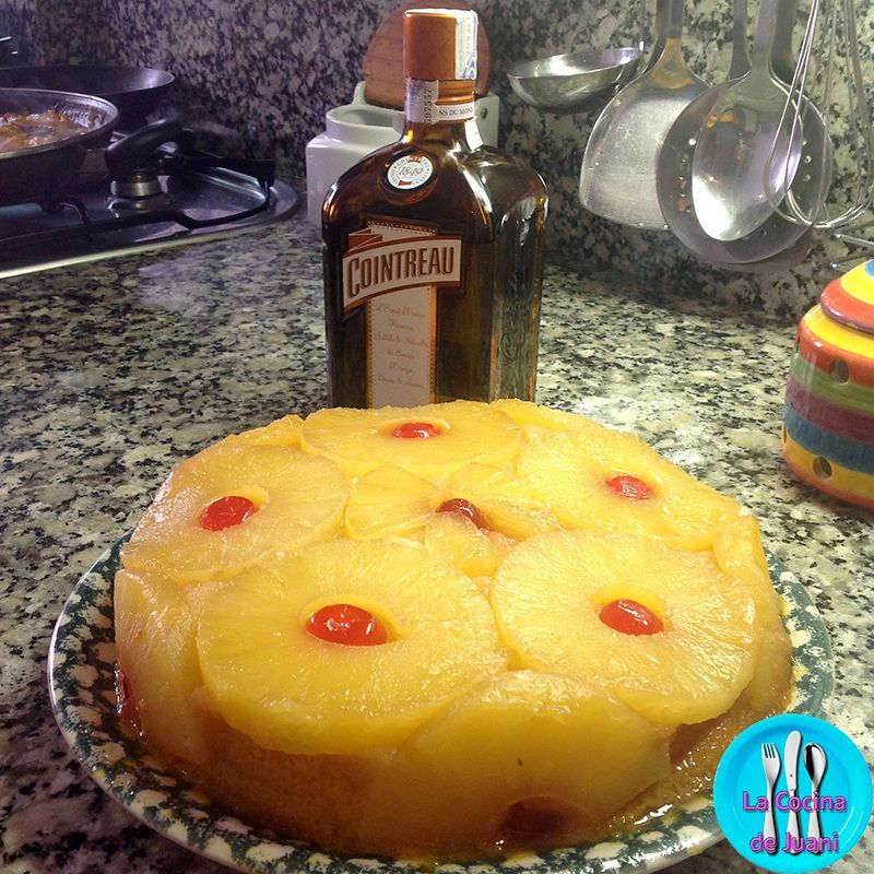 Pastel de piña al toque de Cointreau