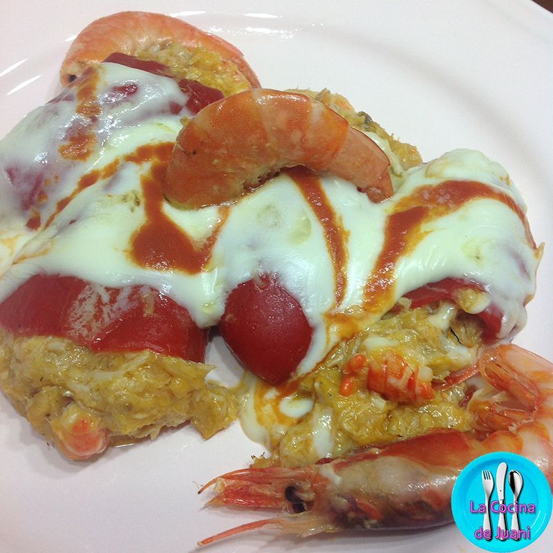 Pimientos del piquillo rellenos de merluza