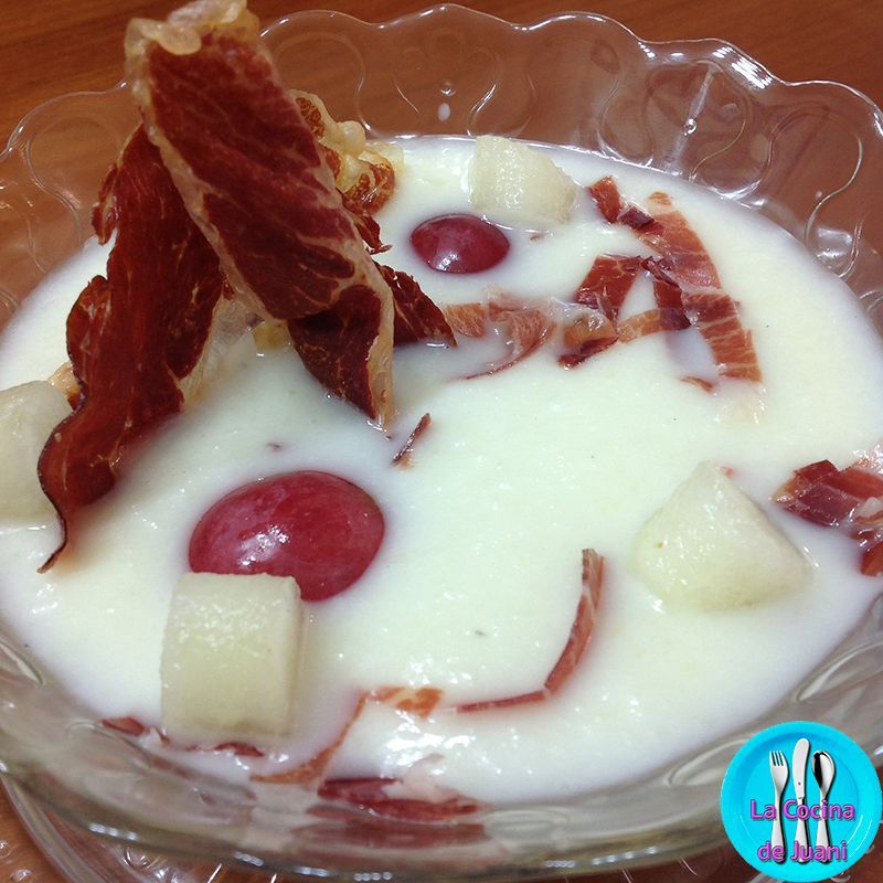 Crema de melón con jamón