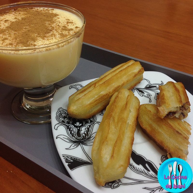 Natillas caseras con churros rellenos