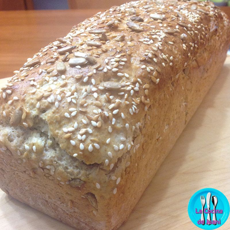 Pan de molde con cereales