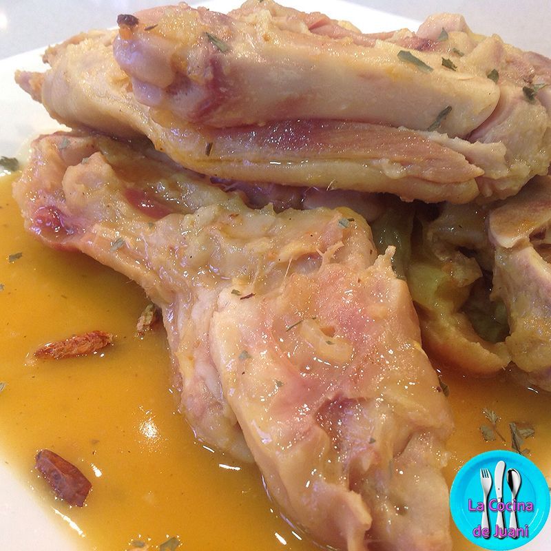 Pies de cerdo en salsa picante
