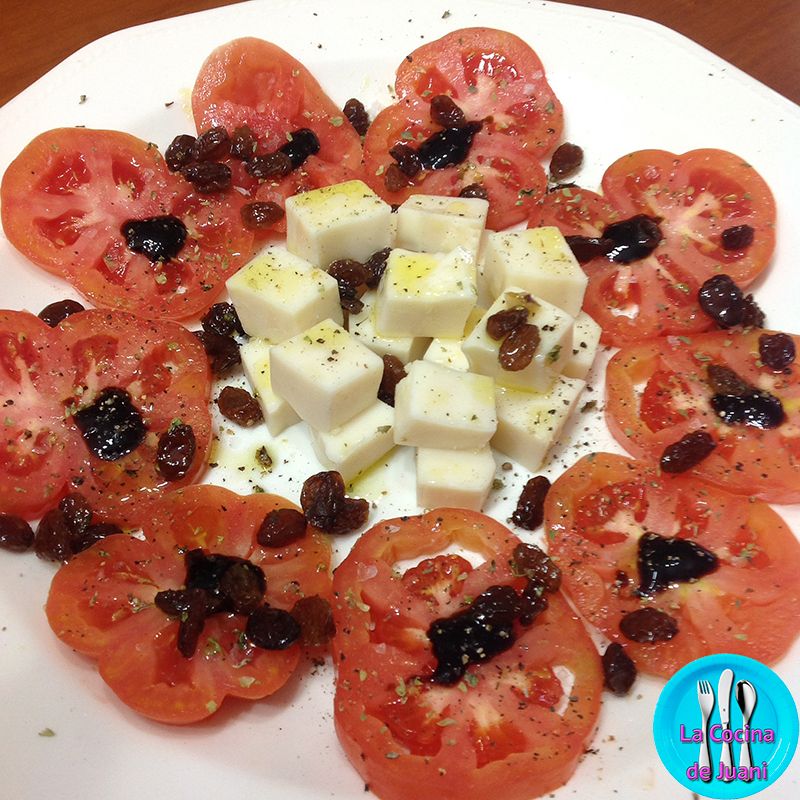 Ensalada de tomate y queso