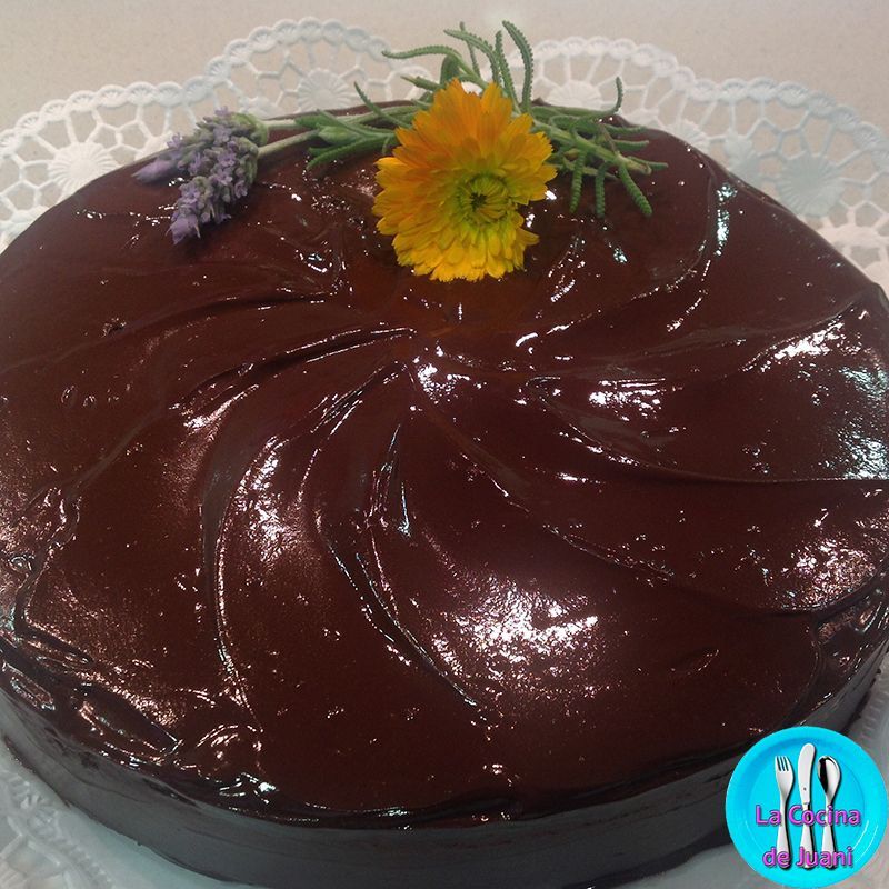 Tarta sacher vienesa