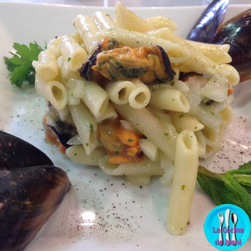 Macarrones con mejillones